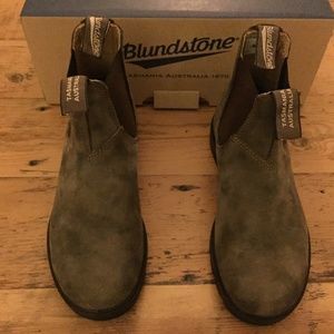 NEW Blundstone 585 Chelsea Boots in Rustic Brown